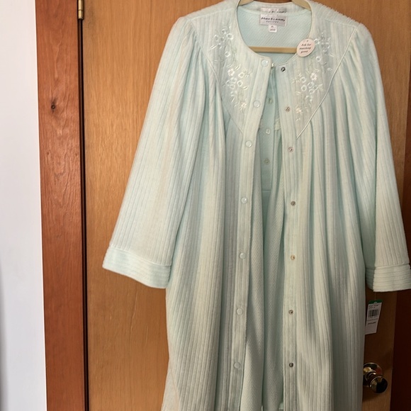 Miss Elaine NWT Robe and nite gown set size PL mint green - Picture 4 of 8